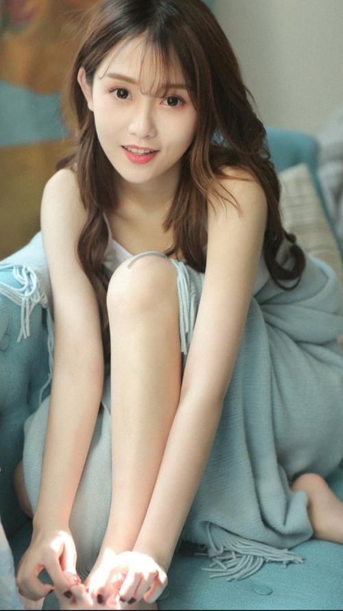 迈开腿让我看一下你的草莓