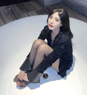 叶真彩衣仙子齐云宗