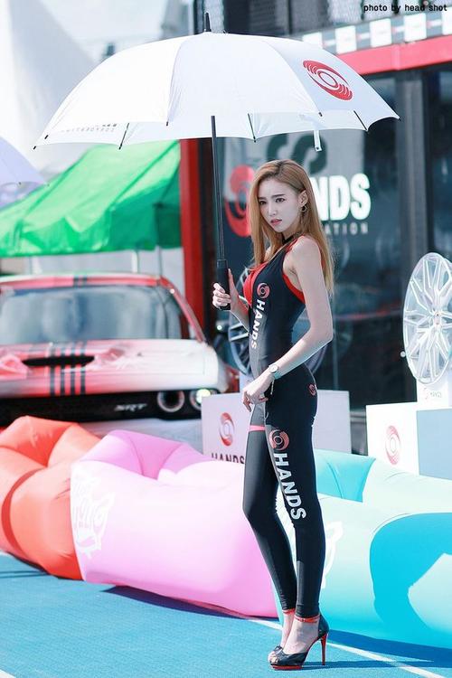 啪天啪在线视频正在播放