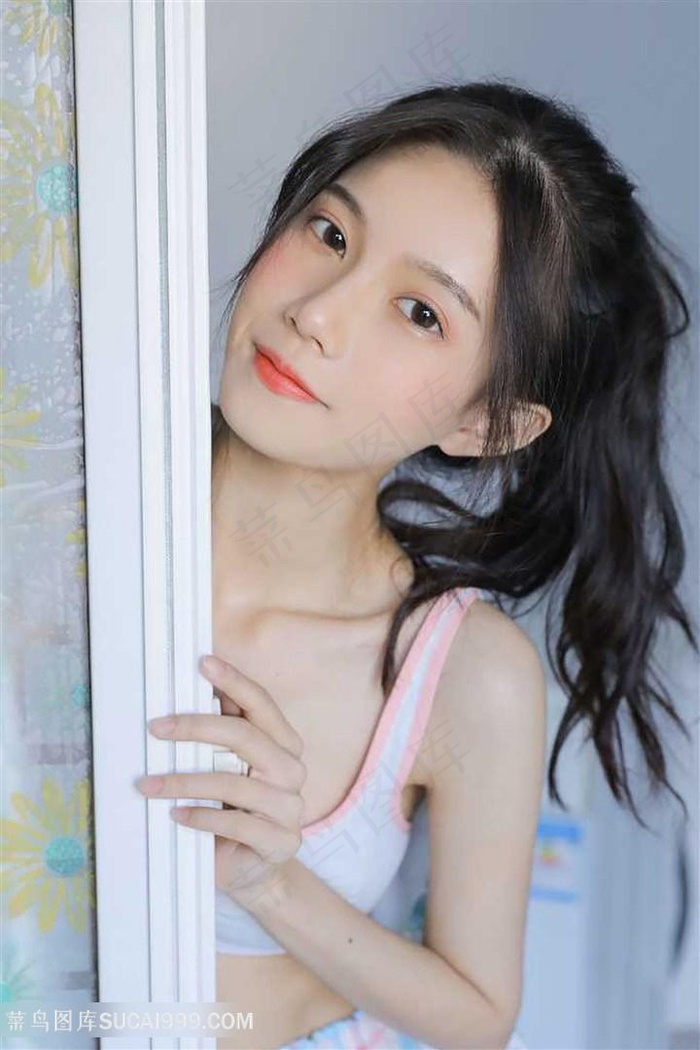 小逼被磨湿啦bl