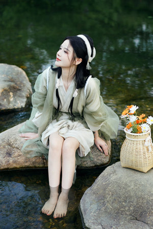 久久热精品视频在线