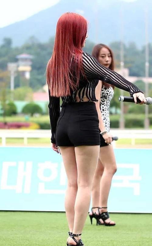 美国艳星裸露电影在线观看