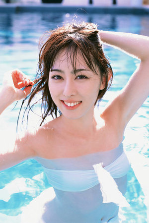 办公室狂肉校花h陈若雪视频