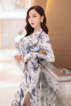 俄国一姐Rapper潮水