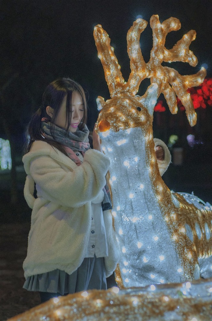 国产亚洲精品成人久久网站